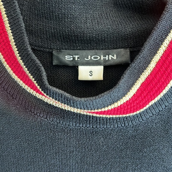 ST. John Blazer and Sleeveless Shell Set - Picture 4 of 6